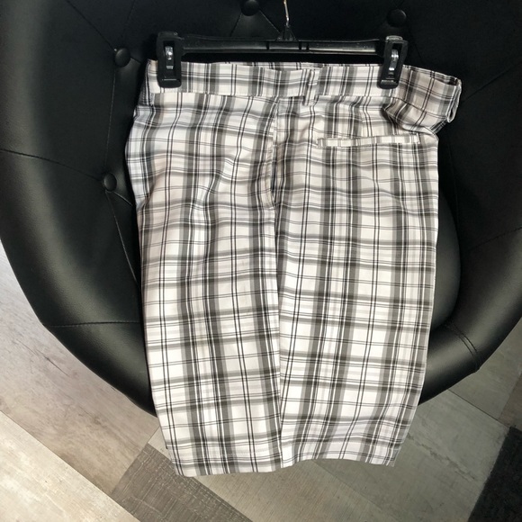 Men’s Shorts size 36 Haggar H26 B&W plaid shorts - Picture 2 of 8